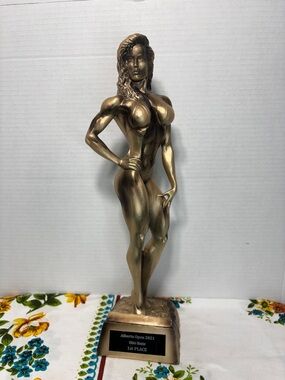 Vintage Niels Anderson ‘02 Bikini Master 1st Place Trophy Statue Sculpture